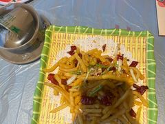 -肥肥虾庄·金牌油焖大虾(杨园滨江时代walk店)