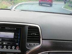 -安吉龙王山峡谷漂流