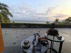 -日落吧·海景咖啡厅·餐酒吧·鸡尾酒·下午茶·乐队表演·浪漫夕阳·三亚文华东方酒店