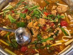 -牟记江湖重庆地标特色菜鱼蛋海鲜羊蝎子(巴南区黑金冠十多年好店)