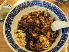 蛤蜊猪肝腰花面-沪西老弄堂面馆(定西路店)