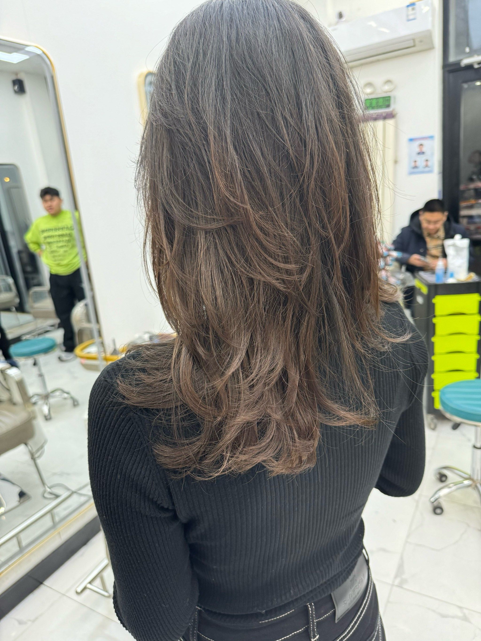 流行发尾微卷必尝试