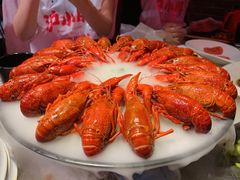 -沪小胖小龙虾(淮海中路旗舰店)
