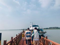 -七的湖·晚芳亭·阳澄湖农家菜·大闸蟹(莲花岛店)