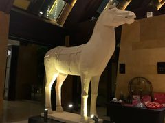 -三亚湾海居铂尔曼度假酒店