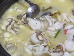 -黑鱼郭我家酸菜鱼(摩尔广场店)