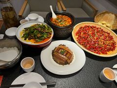 -万重锦·人文川菜馆(骡马市店)