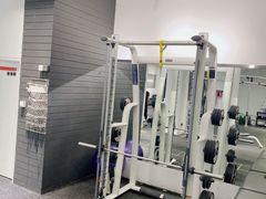 -汗水空间私教健身连锁(SM广场店)