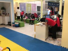 -KidsHome毅英宝贝家早教托育中心