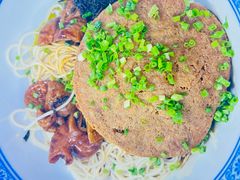-沪西老弄堂面馆(定西路店)