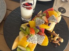 -Mark&Mars Restaurant