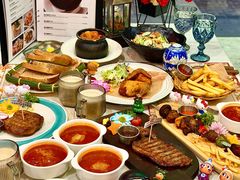 -城堡俄式西餐厅(中央大街索道店)