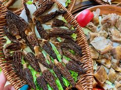 -阿婆情腊排骨火锅·野生菌季(古城旗舰店)