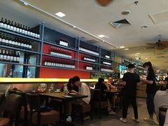 -大头虾越式风味餐厅(光明广场店)