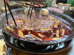 -黄潇洒老火锅(九眼桥宏济巷店)