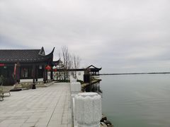 -上海滴水湖皇冠假日酒店
