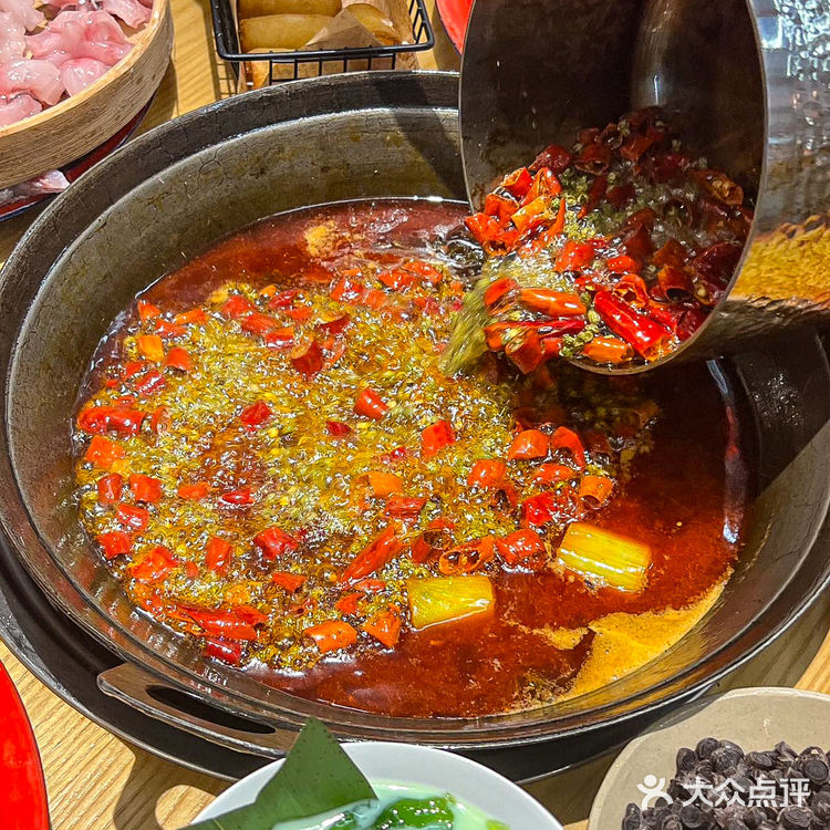 请问是谁发明的无刺黑鱼花火锅🐟都给我来吃❗❗