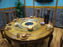 包厢-亮欢寨酸汤鱼(沙冲路店)