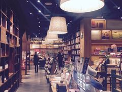 -百新书局(尚悦湾店)