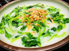 樱花虾米汤豆苗-辛香汇·现炒川菜(淮海路百盛店)