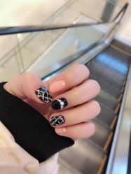 -AKIRA 安久日式美甲美睫