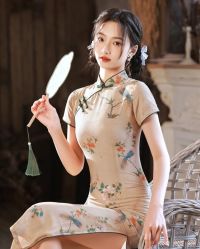 -租旗袍租礼服馆