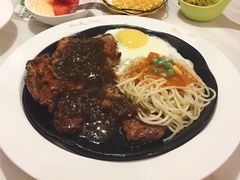 -豪客来牛排(中央花苑店)