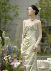 点击看大图 -GODDESS WHITE婚纱礼服(鹏城动力大厦店)