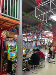 -嗨翻Hi-Fun竞技主题乐园·蹦床团建生日聚会(五棵松华熙店)