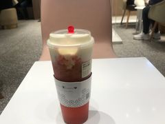 -奈雪的茶(湖滨银泰in77C区PRO店)