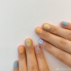 -Pink You美甲洗眉纹绣定制中心