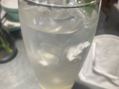 -杭州西湖银泰百货