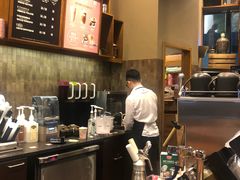 -星巴克臻选(中山石岐大信新都汇店)