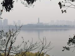 -六和塔文化公园