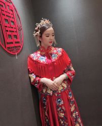 -艾米丽婚纱礼服