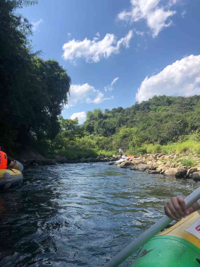 千岛湖九龙溪漂流