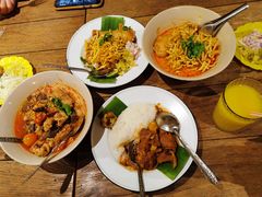 -Ongtong Khaosoi Ari Branch