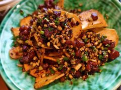 -包整·丝娃娃(一览甲秀楼风景店)