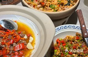 Clay Stove Fresh Stir-fried Yellow Cattle Fillet