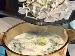 -新光酒家·河豚·海鲜·蟹料理(浦东店)