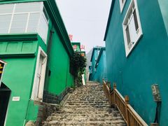 -百里峡七彩艺术小镇