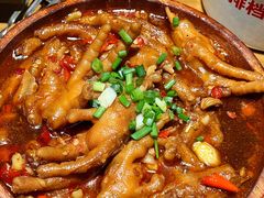 糯叽叽香辣鸡爪-乐乐大排档·30年老字号(浙江路店)