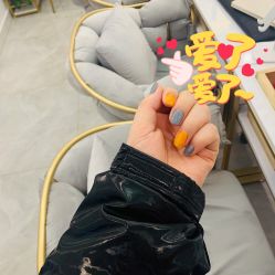 -菜菜美甲美睫皮肤管理