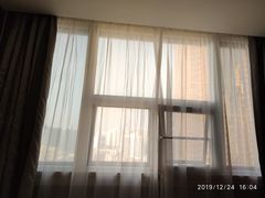 -桔子酒店(深圳东门湖贝地铁站店)