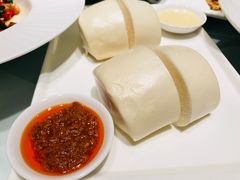 老面馒头-富淳饭店(陆家嘴保利广场店)