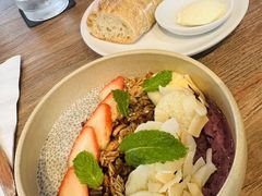 -ROAST coffee & eatery