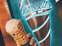 草莓丹麦筒-Bassetts贝赛斯冰淇淋(大悦城店)