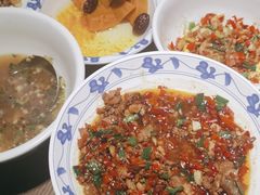 -八碗湘长沙市井菜(坡子街店)