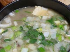 -英子补身汤(海兰路店)