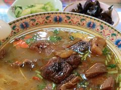 -金杨拉面王小吃面馆·牛三宝面·红烧牛肉粉